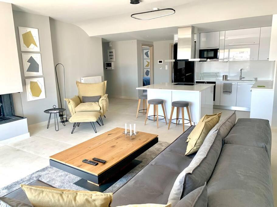 Fab New Flat In Central Athens W/ Acropolis Views Exterior foto